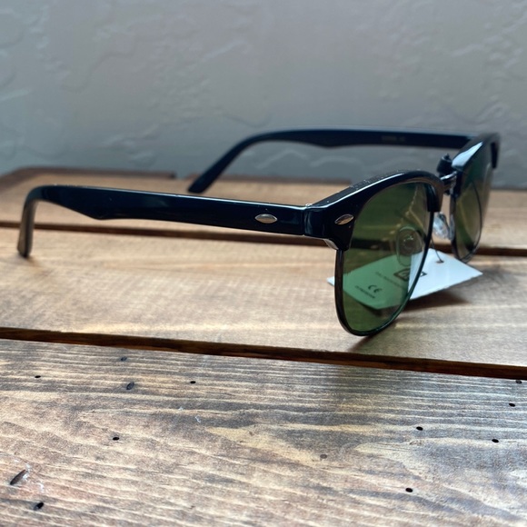 Vintage Style Clubmaster Sunglasses Black Frame/Green Lens NWT. UV400 Protection - Picture 2 of 6